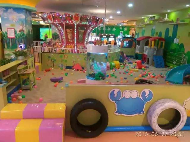 安全教育伴成长：烟台中小学生体验“醉酒”互动游戏