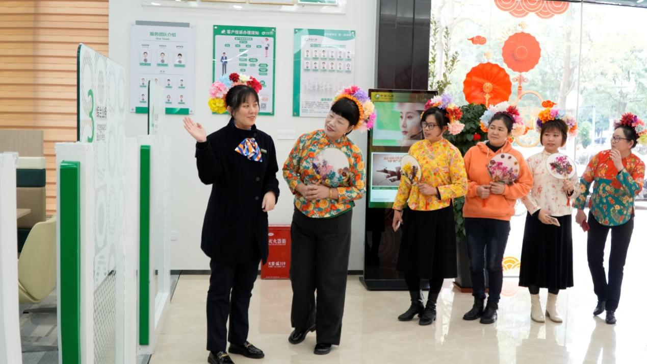 打造消保教育基地中国人寿寿险公司客户体验中心消保教育宣传在行动(图5)