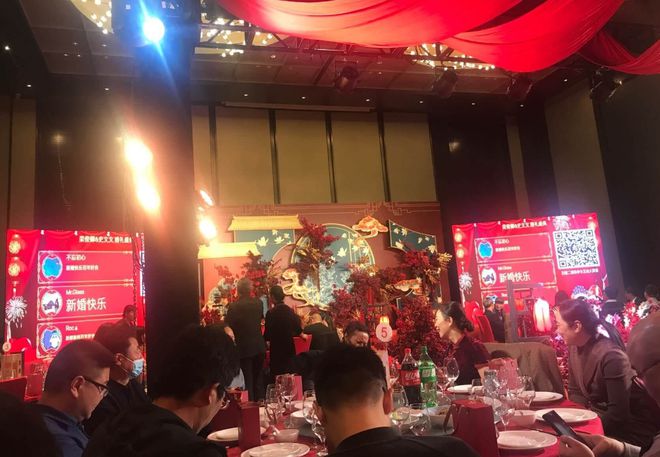 推荐几款超级好玩的婚庆互动小游戏新人们绝对会喜欢！(图1)