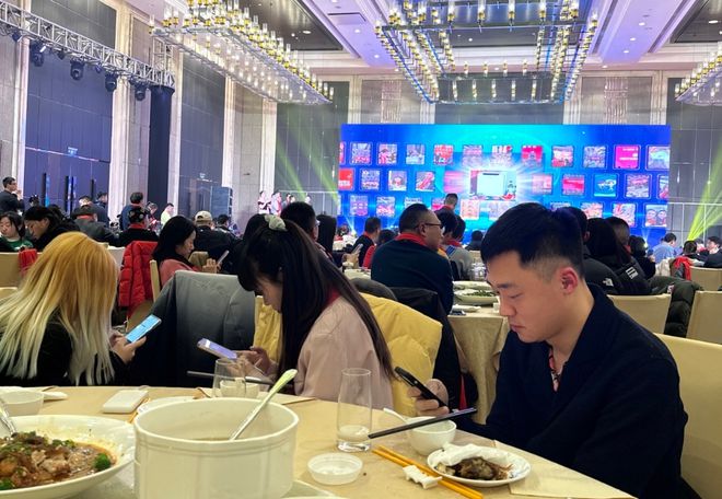 婚礼上无需道具又丰富有趣的100个抽奖互动游戏你最喜欢哪个？(图6)
