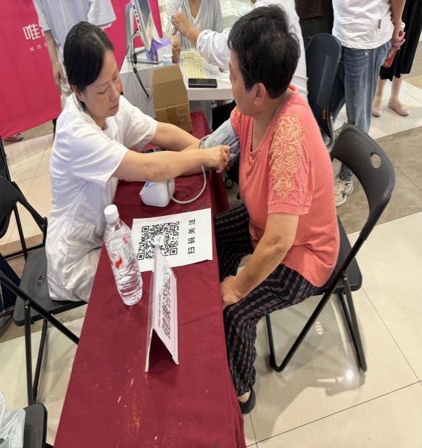 人保健康安徽分公司“78全国保险公众宣传日”多彩互动传递保险温度(图4)
