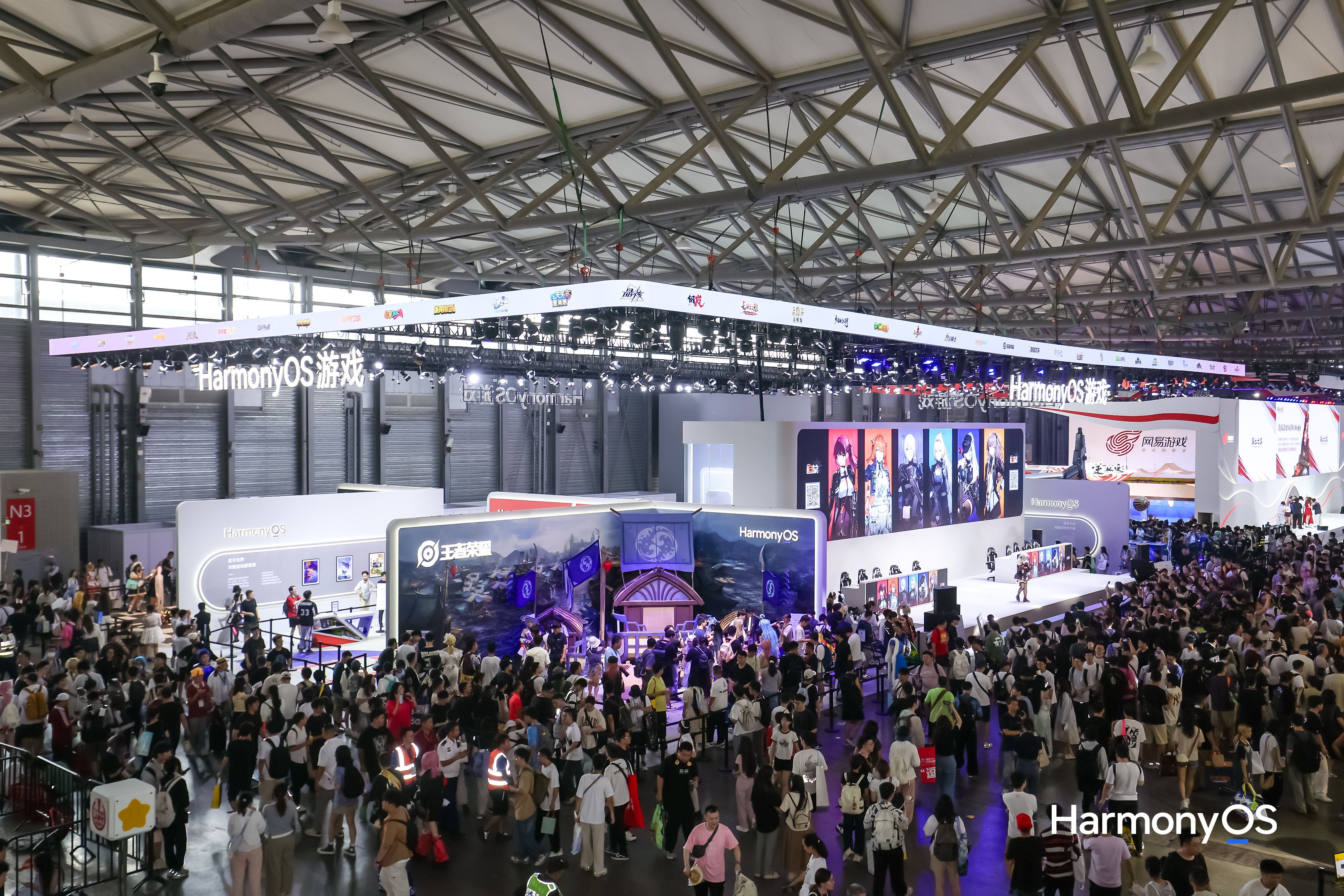 鸿蒙游戏亮相ChinaJoy：碰一碰、声控等创新玩法重构游戏交互边界(图1)