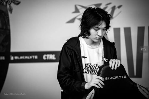 一款被中国玩家等了10年的游戏决定让电竞先走一步(图11)